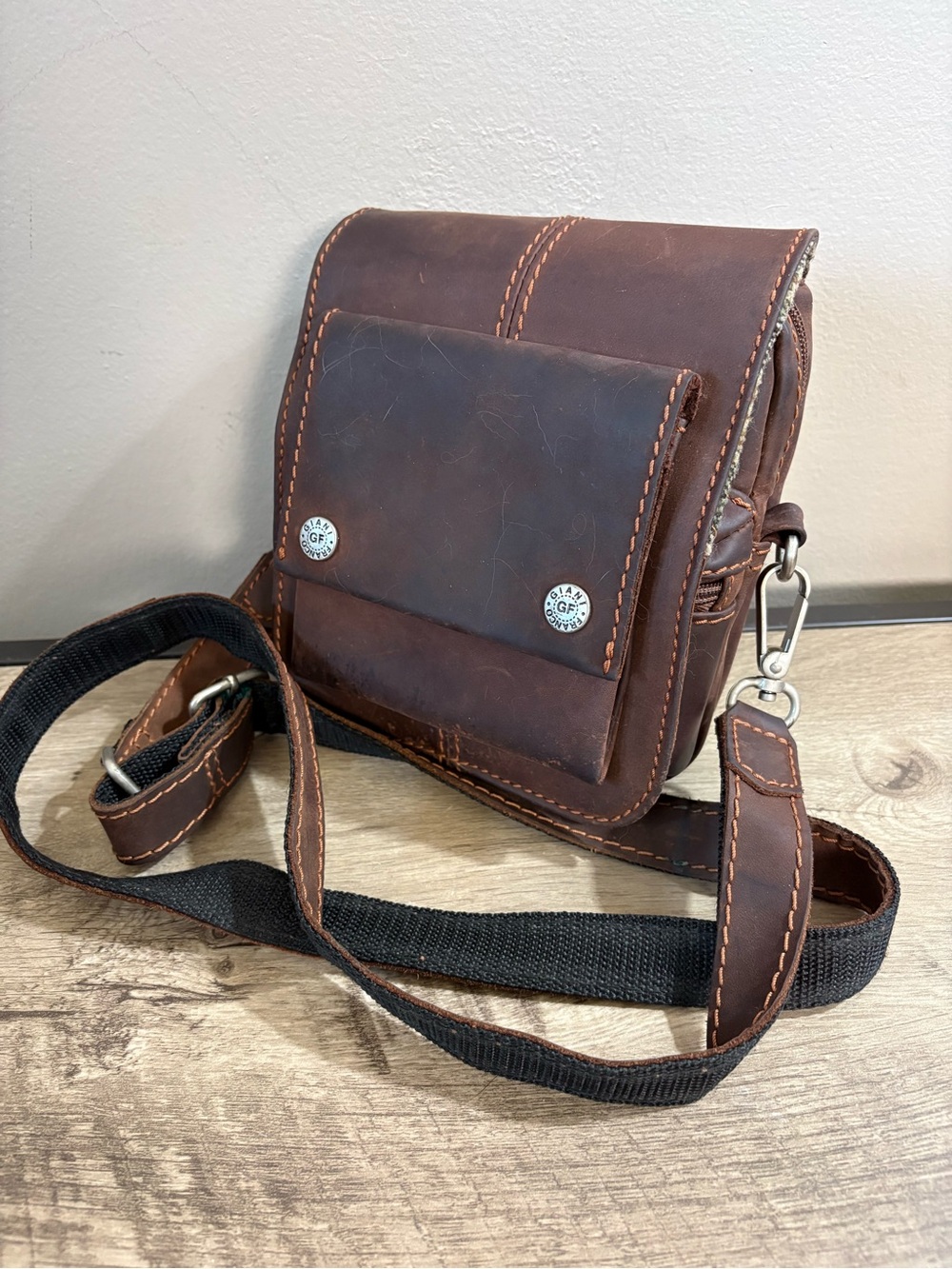 GF GIANI FRANCO Brown OILED LEATHER Cross Body BAG Festival PURSE - Picture 2 of 8